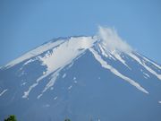 6月20の富士山。河口湖にて。この時期滅多にみられない富士山の雄姿でした。
