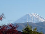 山梨からの富士山。喧騒が消えて、ほっとしている様な。